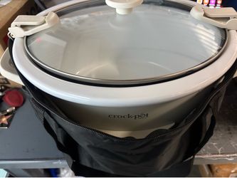 Crockpot 7 Quart Programmable Slow Cooker with Locking Lid, Dishwasher Safe Stoneware, Auto-Warm, Cook & Carry