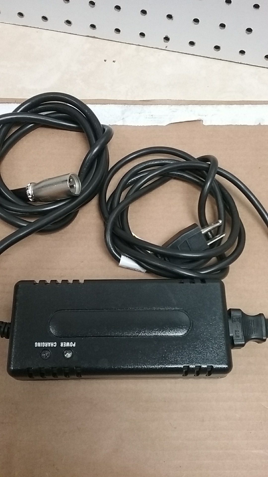 Universal power group 24V 2A sealed lead acid charger