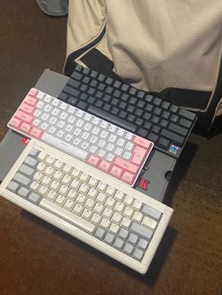 Keyboard lot