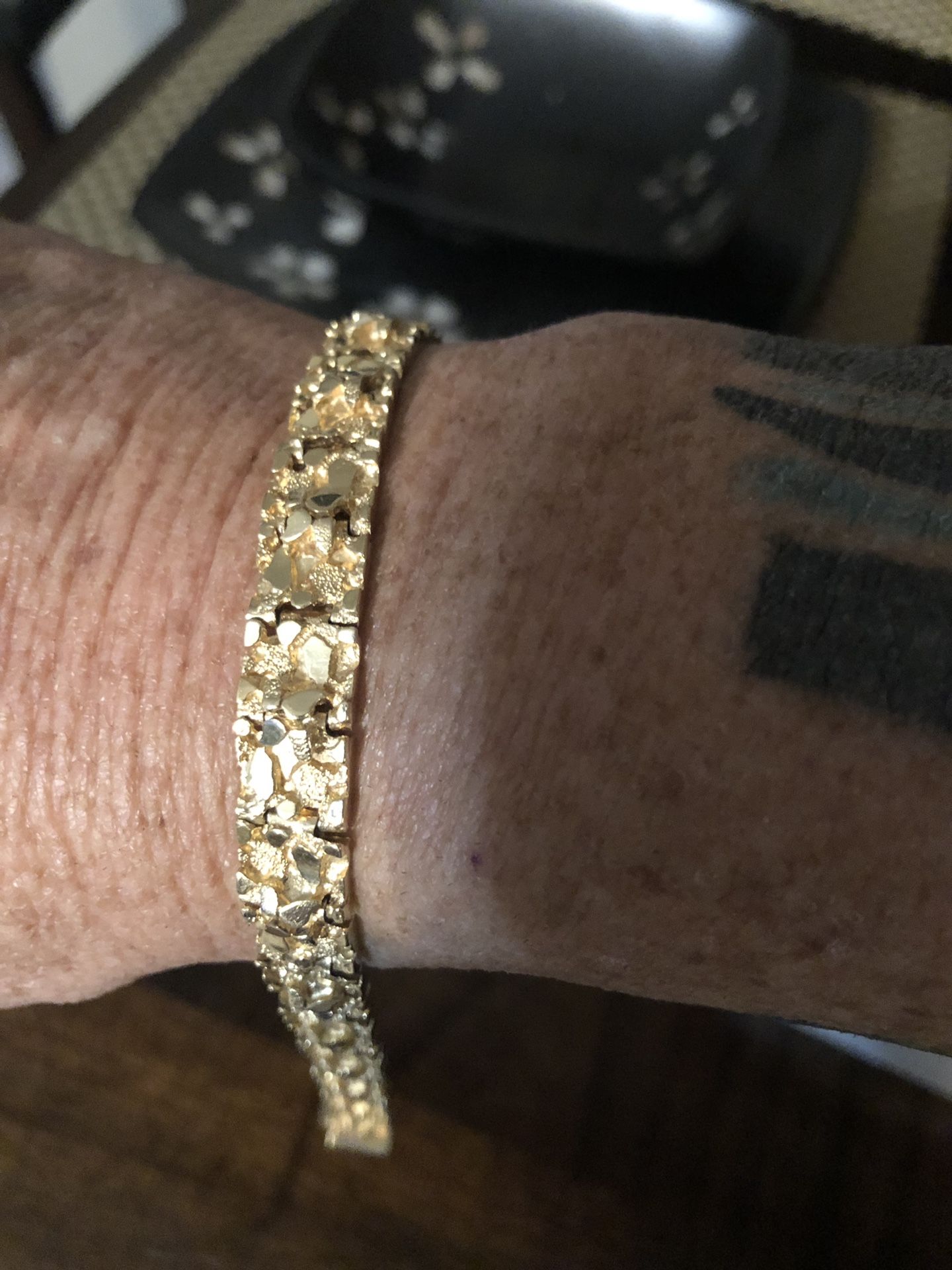 solid 14k yellow gold men’s 8” nugget braclet