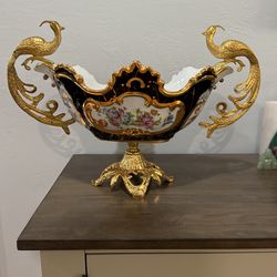 Antique Table Center Peace 