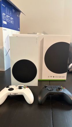 Xbox Series S 512GB White Console Bundle
