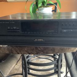 Technics Sl-pd688 5 Disc Changer