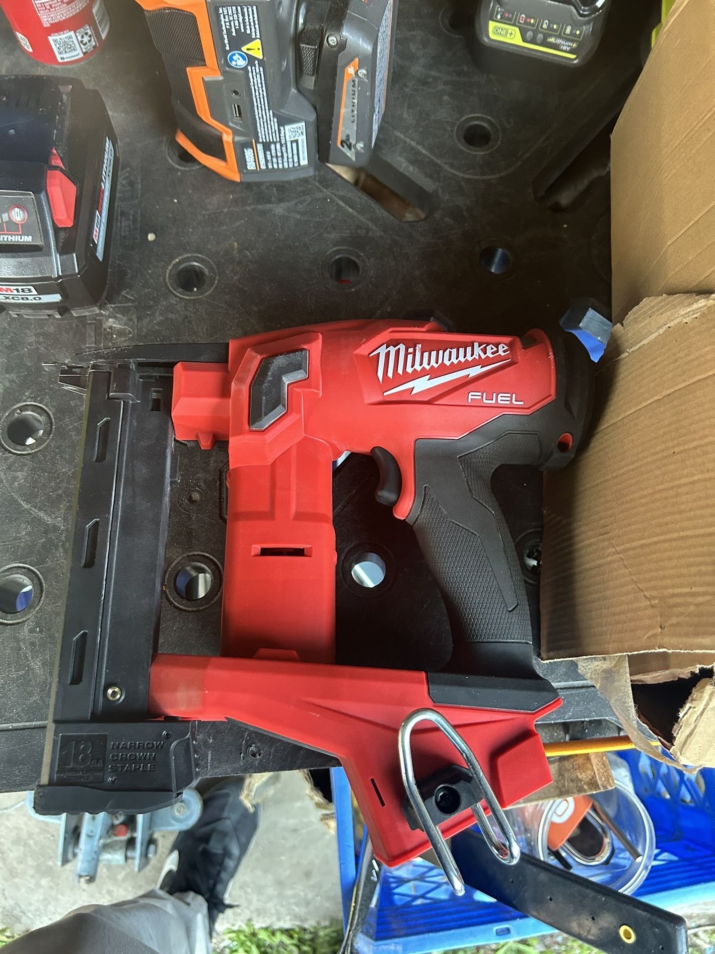 M18 FUEL 18 Volt Lithium Ion Brushless Cordless 18 Gauge 1/4 in