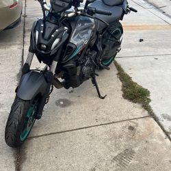 2023 yamaha mt07