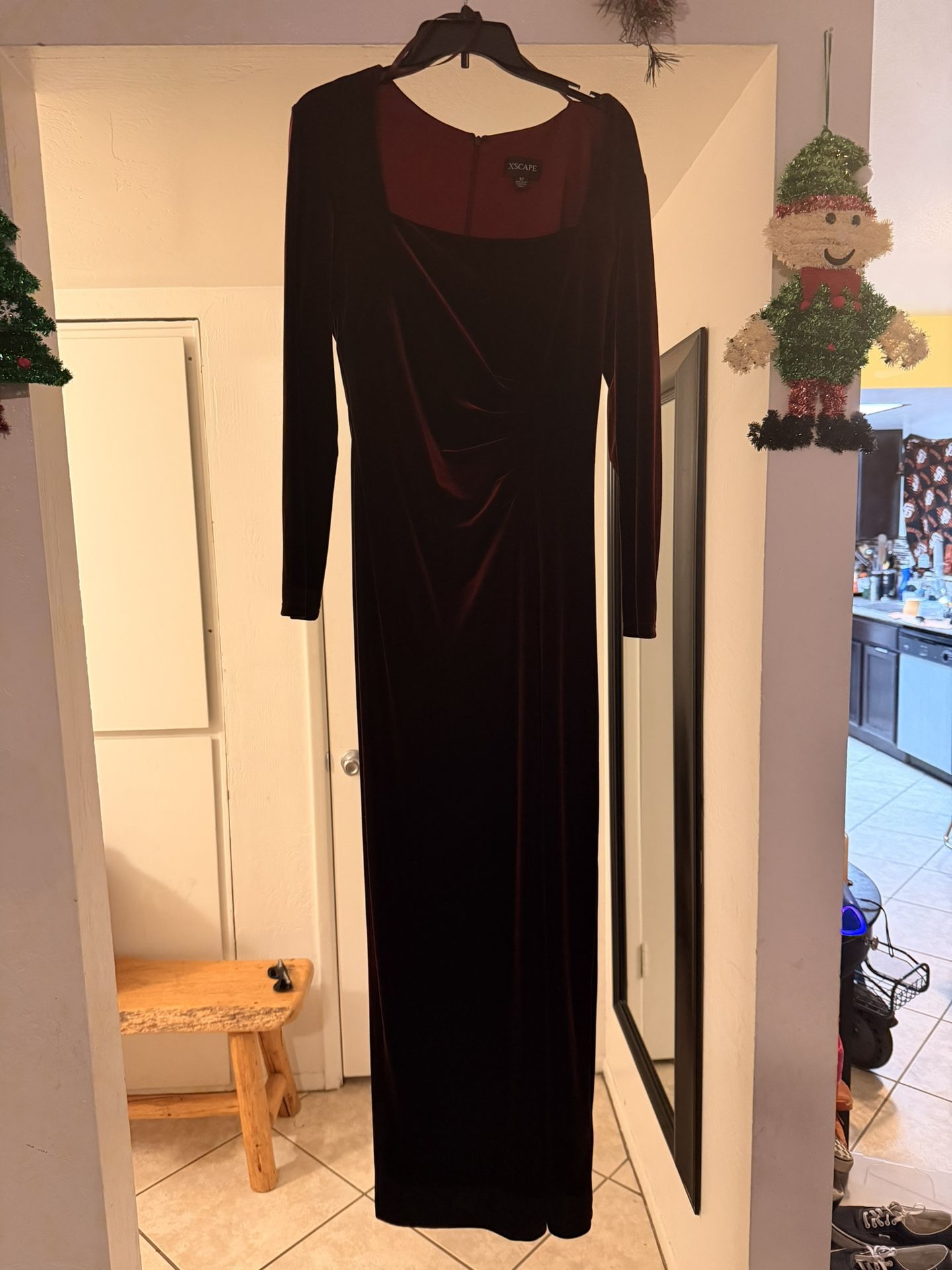 XSCAPE long velvet formal gown, size 12: