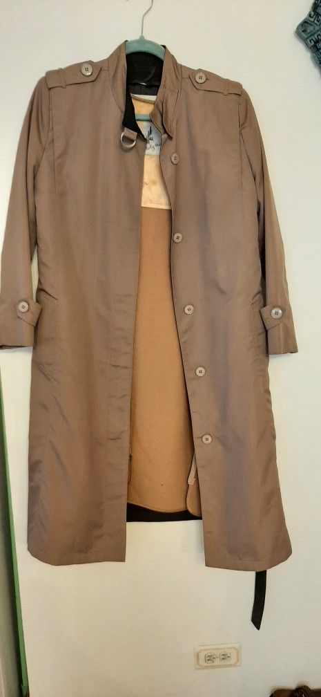 Vintage Ladies Misty Harbor Taupe Raincoat 6 P.