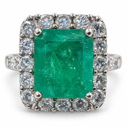 18k White Gold Ring with 4.63Ct. Emerald and Diamonds 1.91 Ct. (Size 6.25)