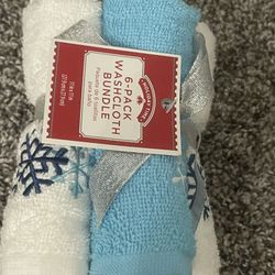 Holiday Time 6 Pack Washcloth Bundle-NEW WITH TAGS- Snowflakes and other designs