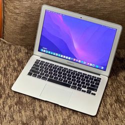 Apple MacBook Air 13” I5/8GB/256GB SSD $180