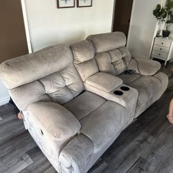 Love Couch With Center Console 