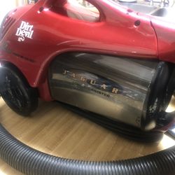 Canister Vacuum (Dirt Devil)