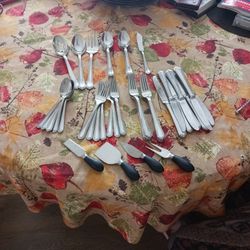 Cuttlery Set For Dinner- 8 People
