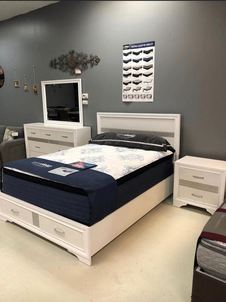 ^Ashley Queen bedroom set 4 piece storage)