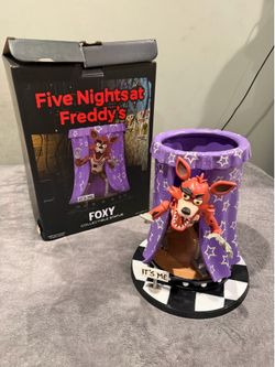 Funko Five Nights at Freddy’s Foxy “It’s Me” Collectible Statue 2022 FNAF w/ Box