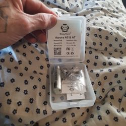 RovyVon Aurora FLASHLIGHT