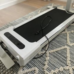 Like New - Walking Pad treadmill 