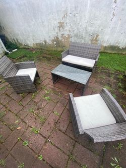 Grey Rattan Garden Furniture Set