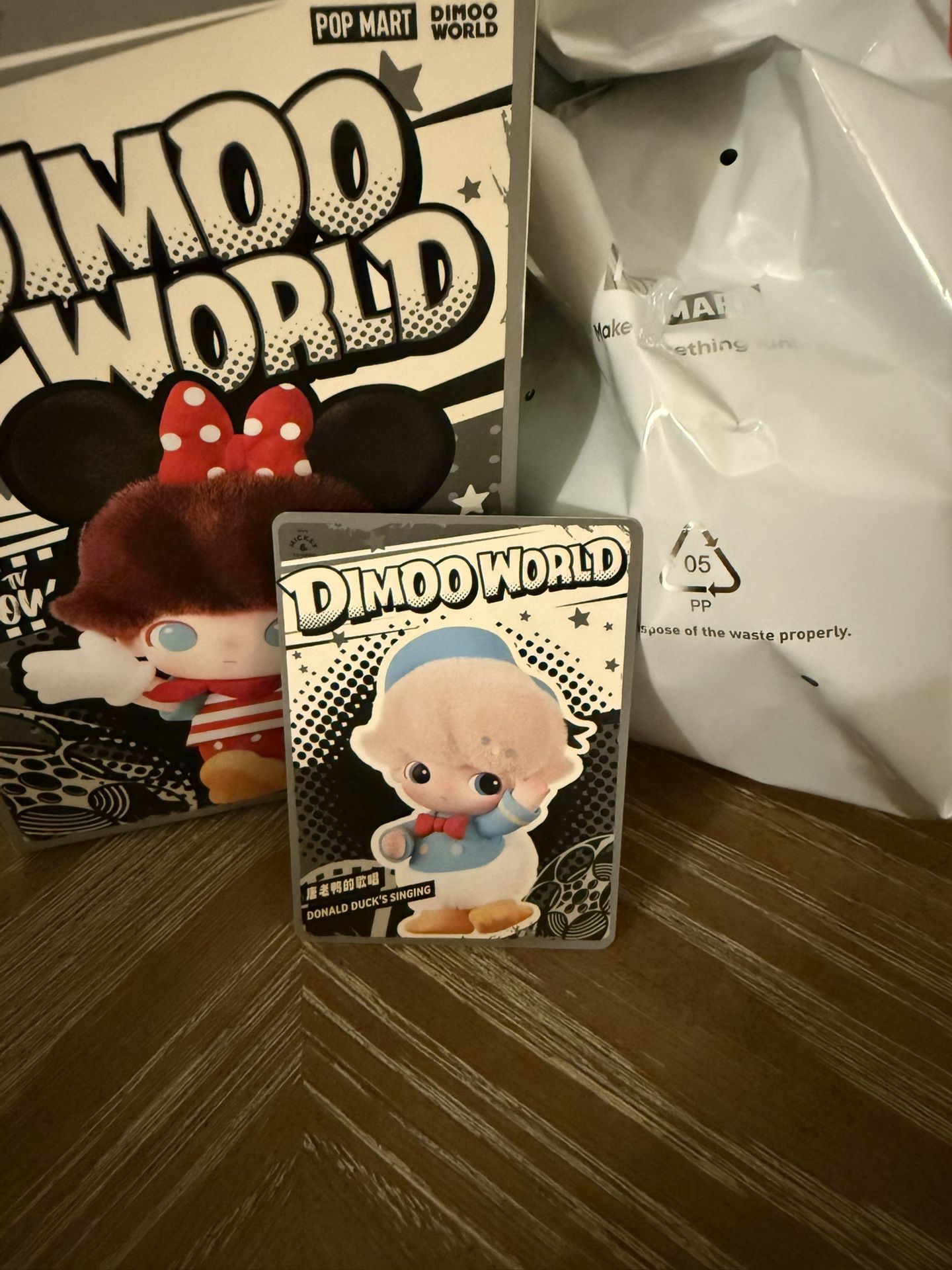 Dimoo World - Donald Duck’s Singing - Plush Keychain