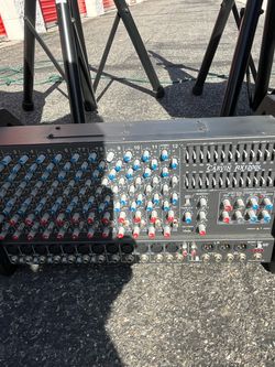 Carvin Powered mixer 16 channel & speakers