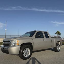 2009 Chevy Silverado Extended Cab Z71 4x4