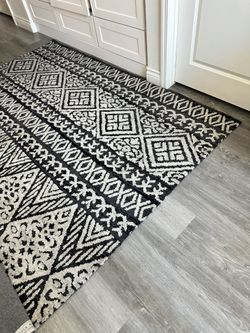 Magnolia Home Area Rug 7 X 9