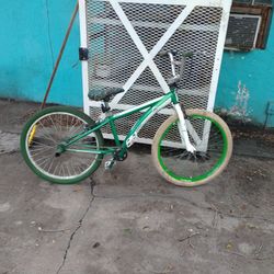 24 In Diamondback Cobra Bmx
