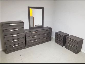 Dresser Whit Mirror,  chest and 2 Nightstands - Cómoda con espejo , Gavetero Y 2 Mesitas de noche