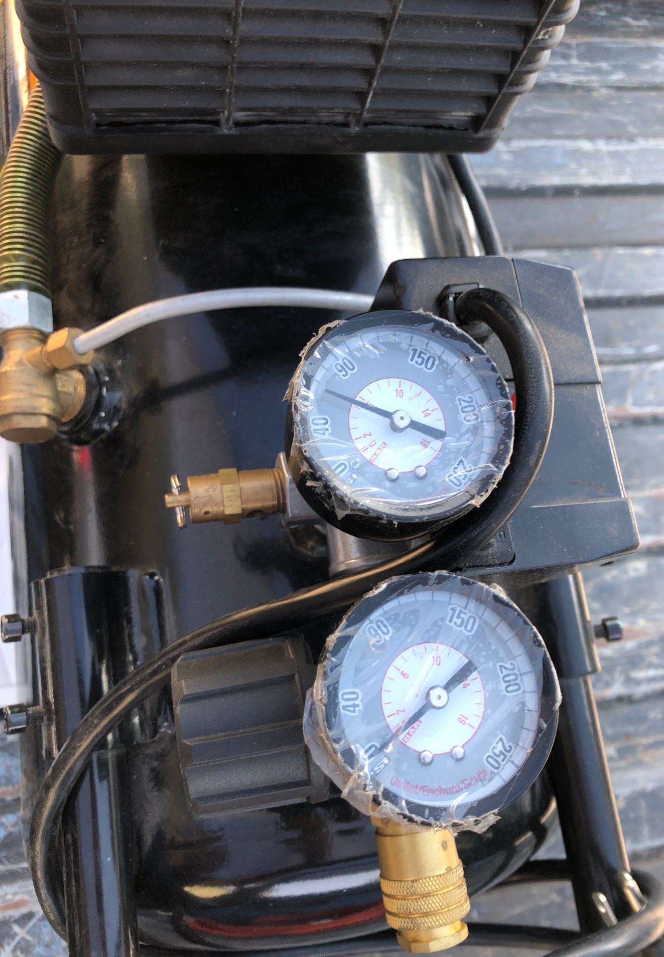 Air compressor