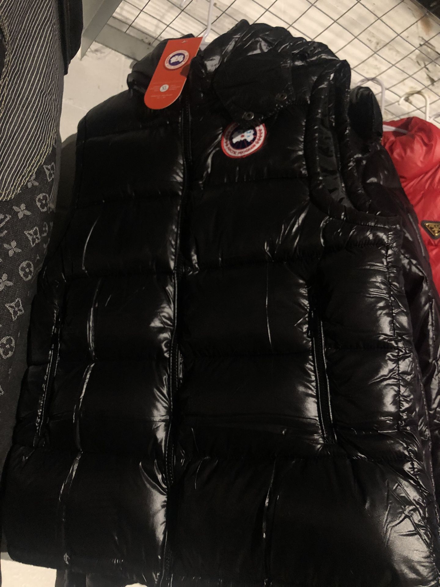 Black Goose Vest. S,m,l,