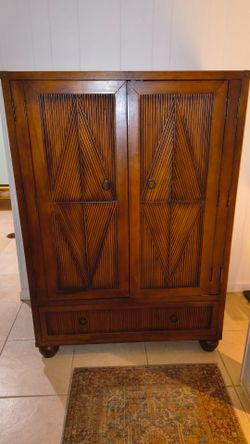Cabinet wood