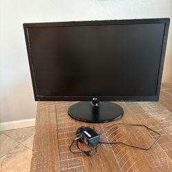 LG Computer Monitor 24 inches