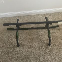 Pull-up And Push-up Bar