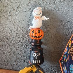 Halloween Decor