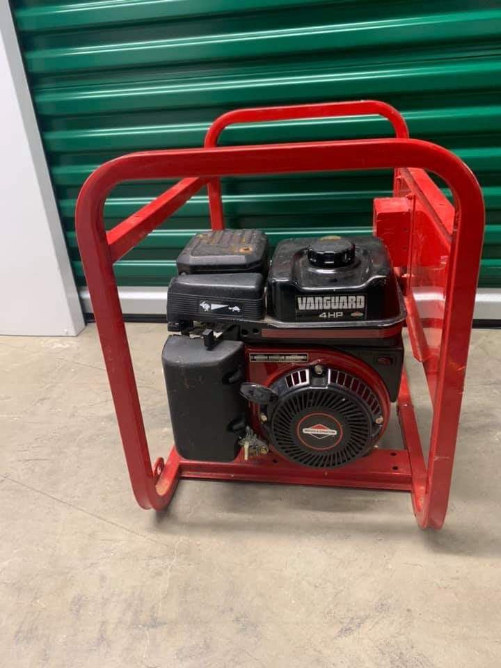 Briggs and Stratton Commercial Generator