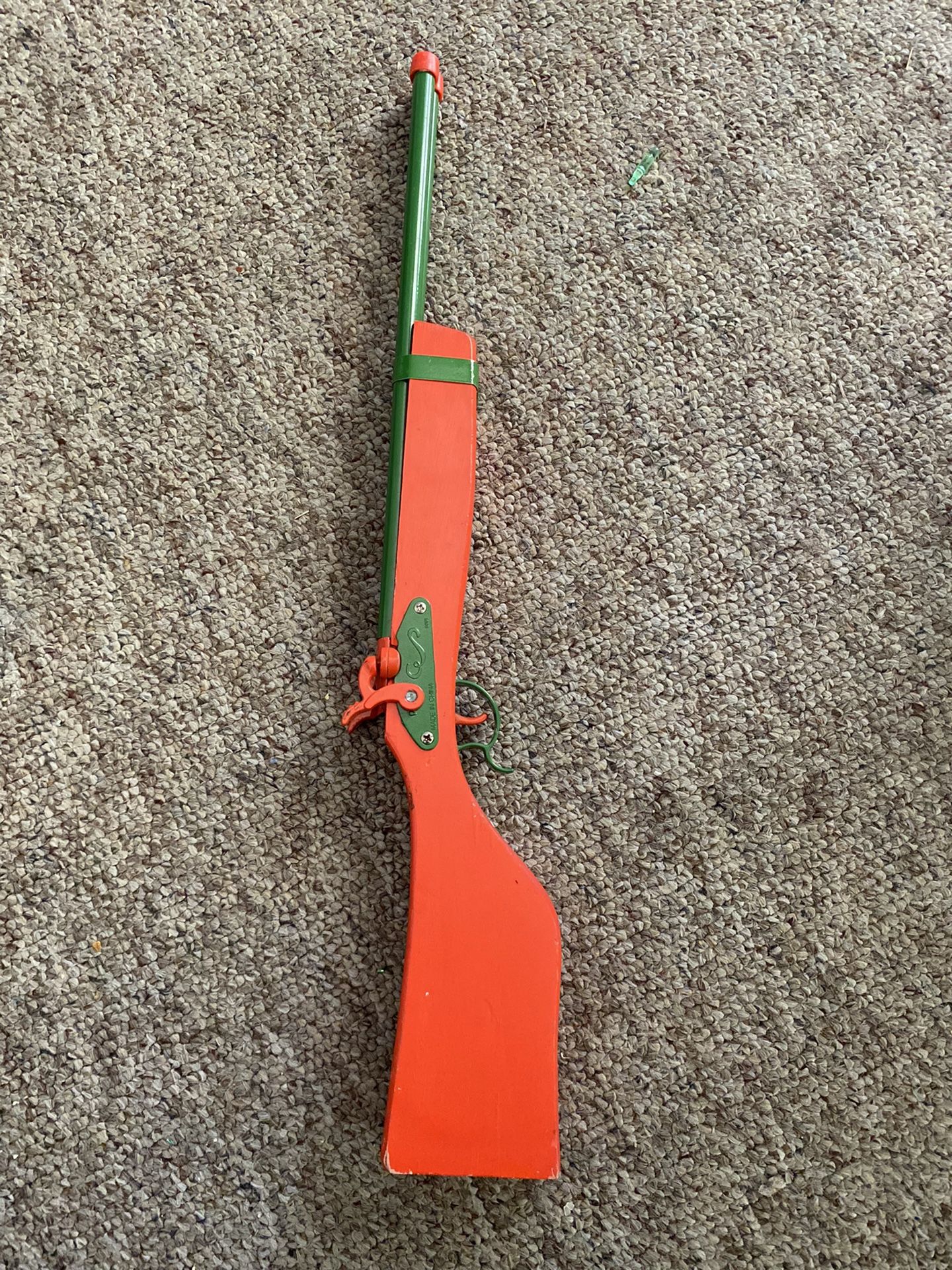 Knotts berry farm double barrel shotgun, toy cap gun