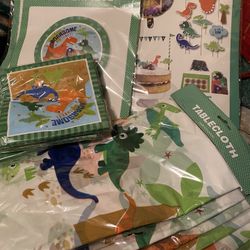 Dinosaur Bday Stuff