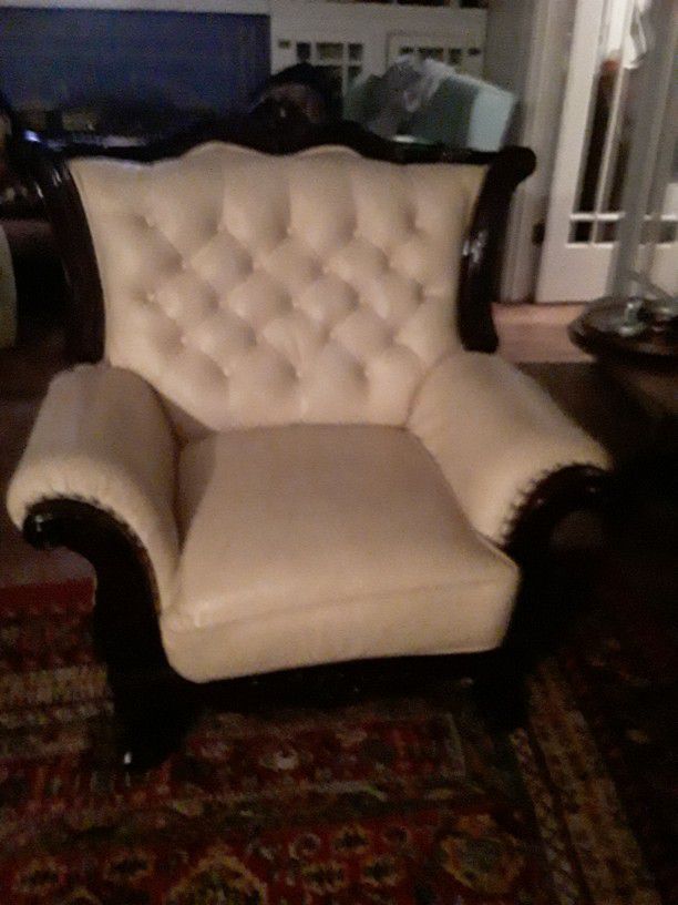 Leather  Chair Oversized  Vintage  Off White