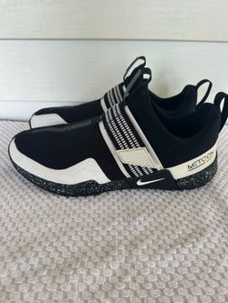 Men’s Nike shoes