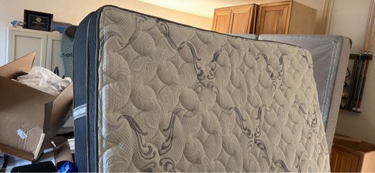 Comfort Pedic Inc. Cloud Euro Top King Mattress