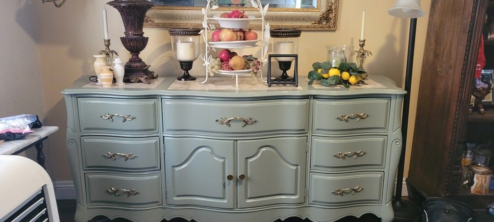 antique furniture, beautiful.