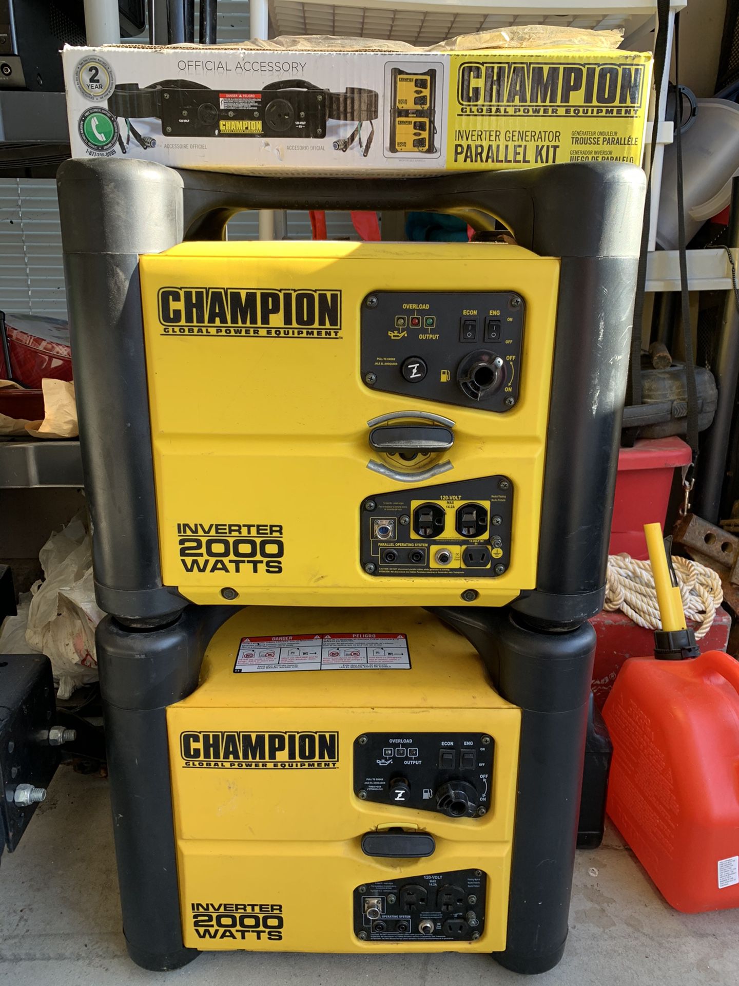 2-2000 watt champion stackable generators with connector kit 2 years old $1050 new used 3 Times