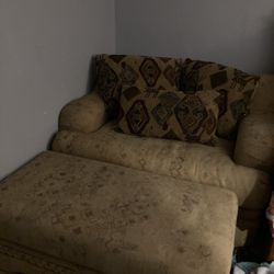 Oversized Chair And Ottoman