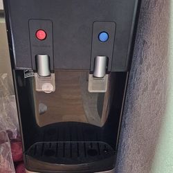 Water Dispenser