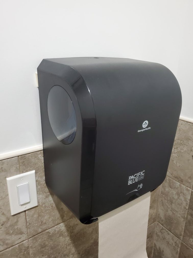 (2) Automatic paper towel dispenser with 6 rolls of paper towel $100 Condition: like new $100 (cash only please)