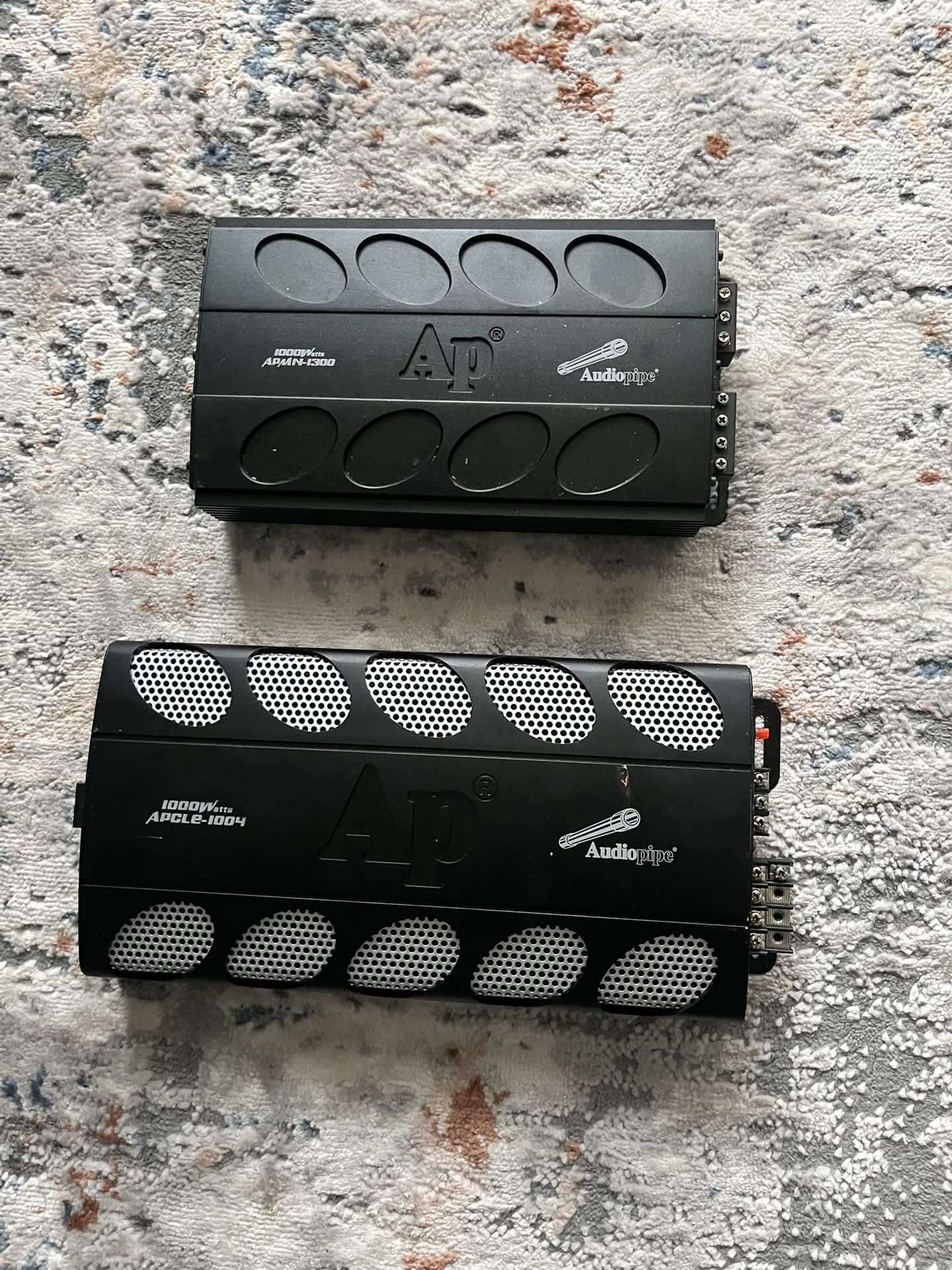 2 1000w Audio Pipe Amps