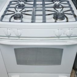 G.E. GAS STOVE EVERYTHING GOOD.