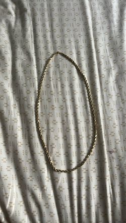 Gold rope chain