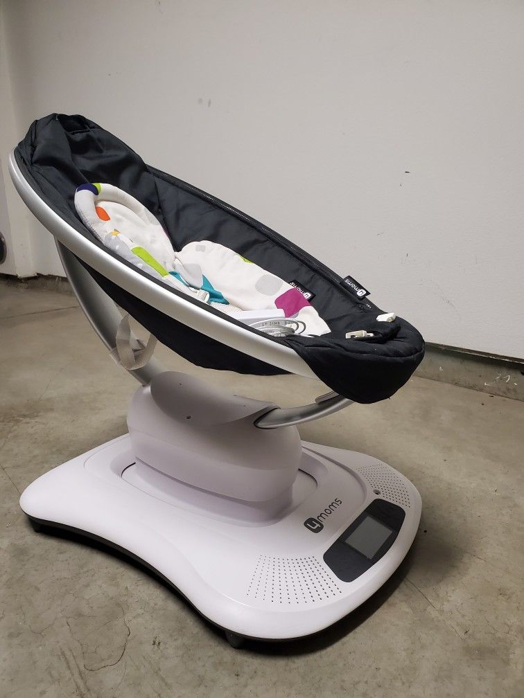 4Moms MamaRoo Baby Swing