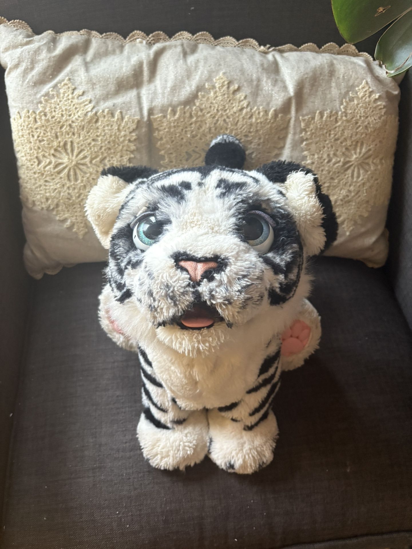 FurReal Friends White Tiger Toy